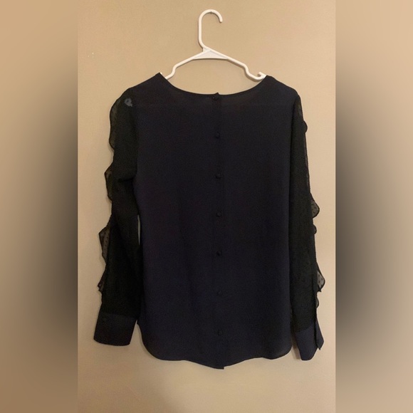 Express Blouse - Picture 2 of 5